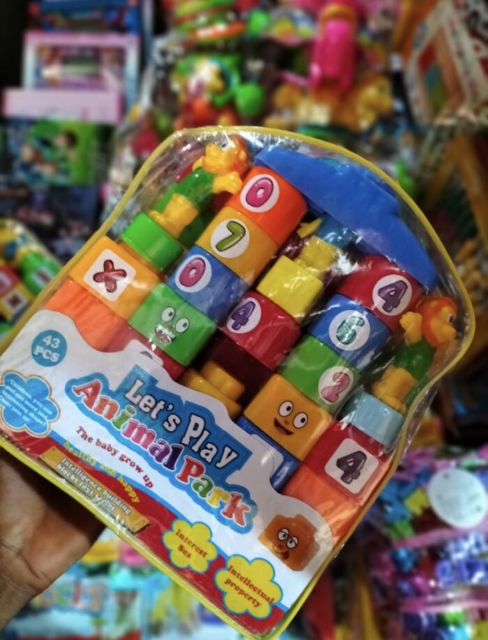 BRICKS BLOCKS