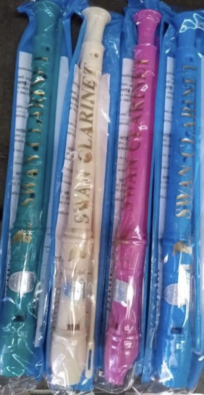 Swan clarinet flute